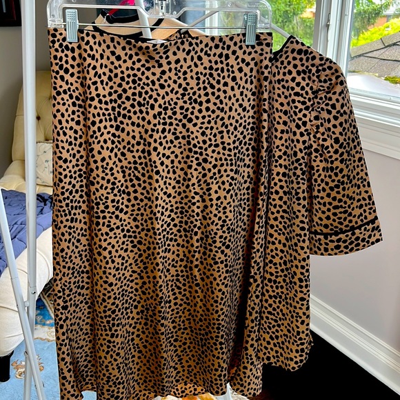 LOFT 2-pc animal print (S) top - Picture 2 of 5